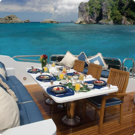 boat restaurant